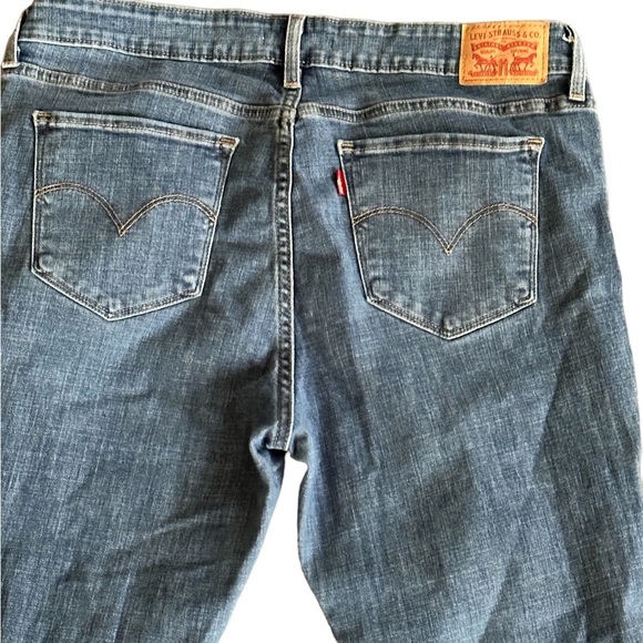 {Levi Strauss} 711 Distressed Skinny Jeans - Picture 5 of 5